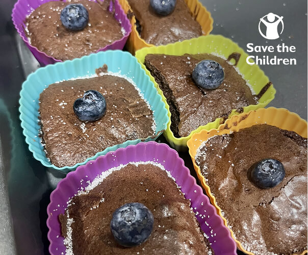 Cupcakes with blueberries
